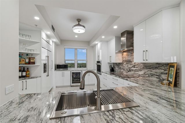 5823 BOWEN DANIEL DRIVE 1103, Tampa, FL 33616