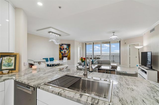 5823 BOWEN DANIEL DRIVE 1103, Tampa, FL 33616