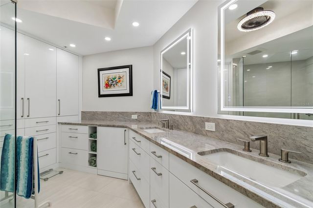 5823 BOWEN DANIEL DRIVE 1103, Tampa, FL 33616