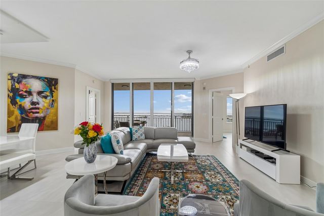 5823 BOWEN DANIEL DRIVE 1103, Tampa, FL 33616