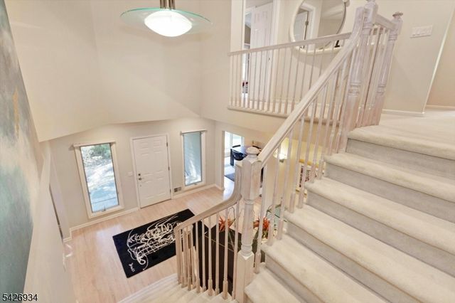 21 Wedgewood Dr, Montville Twp., NJ 07045
