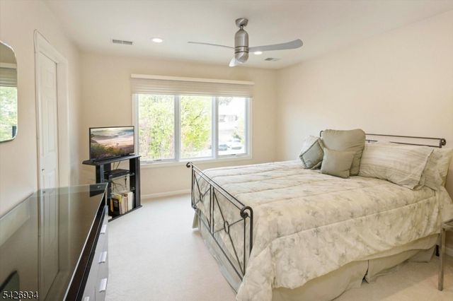 21 Wedgewood Dr, Montville Twp., NJ 07045