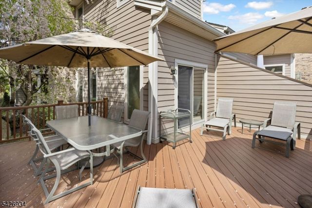 21 Wedgewood Dr, Montville Twp., NJ 07045
