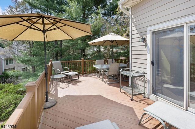 21 Wedgewood Dr, Montville Twp., NJ 07045