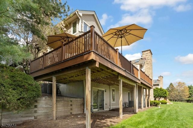 21 Wedgewood Dr, Montville Twp., NJ 07045