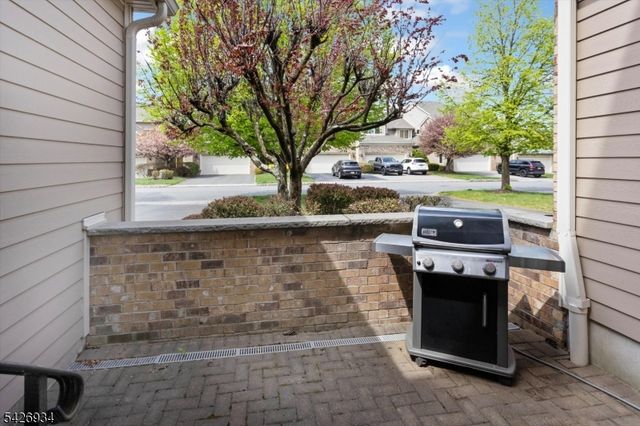 21 Wedgewood Dr, Montville Twp., NJ 07045