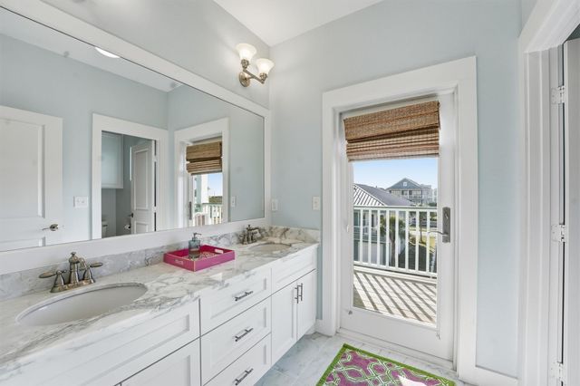 3806 Sea Urchin, Galveston, TX 77554