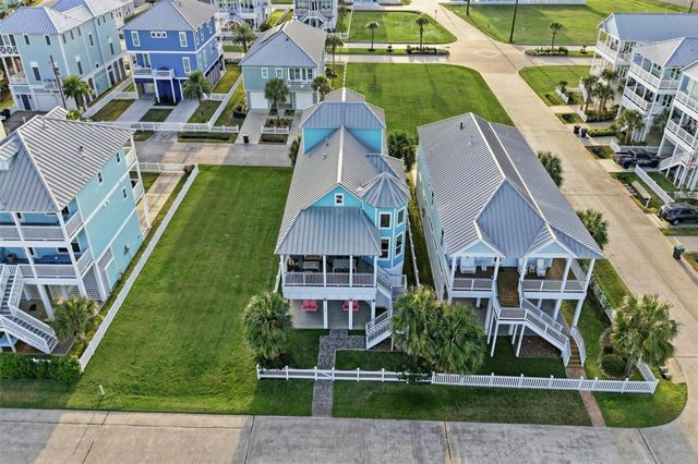 3806 Sea Urchin, Galveston, TX 77554