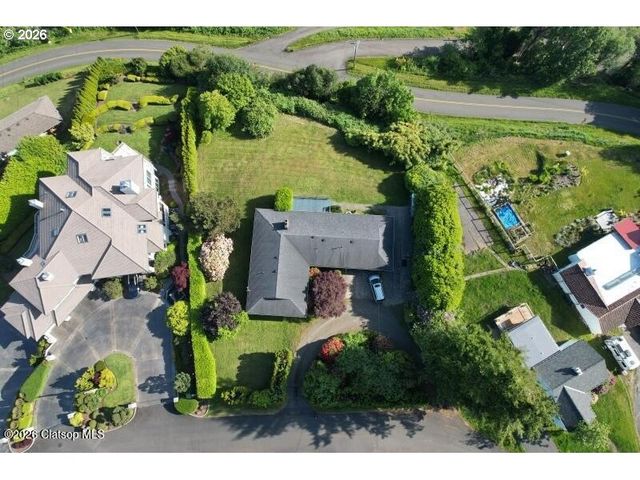 205 W KENSINGTON Ave, Astoria, OR 97103