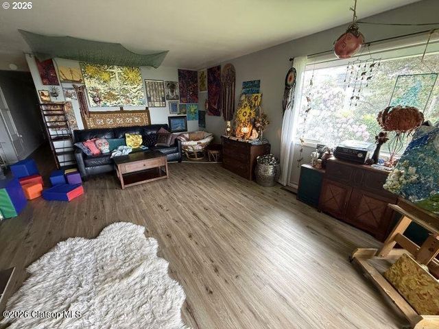 205 W KENSINGTON Ave, Astoria, OR 97103