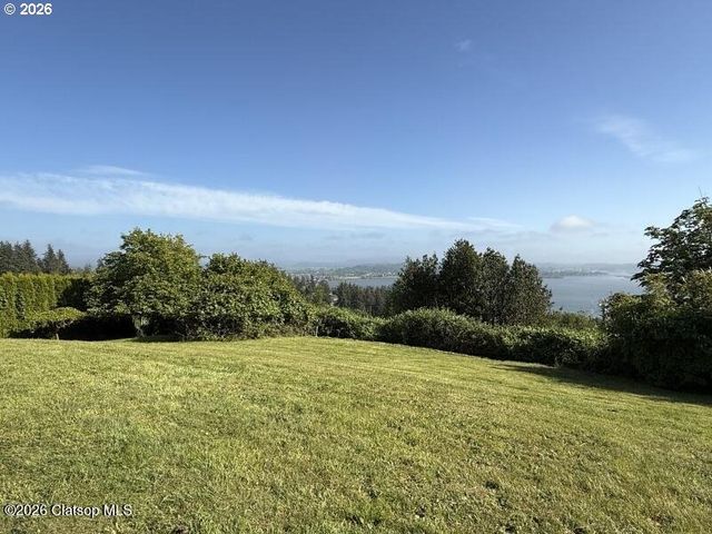 205 W KENSINGTON Ave, Astoria, OR 97103
