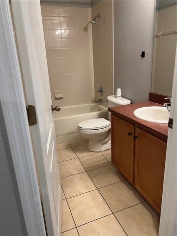 20027 HERITAGE POINTE, Tampa, FL 33647