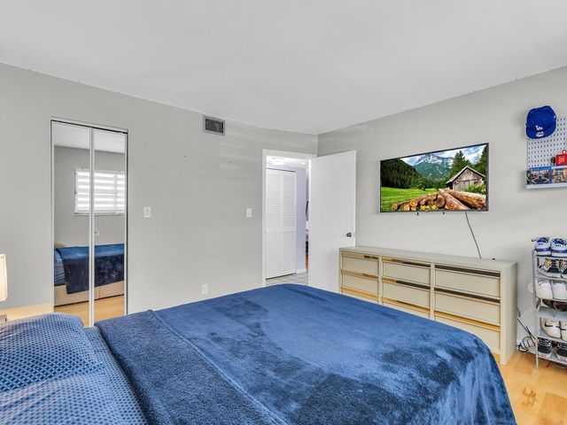 7579 NW 79th Ave 204, Tamarac, FL 33321