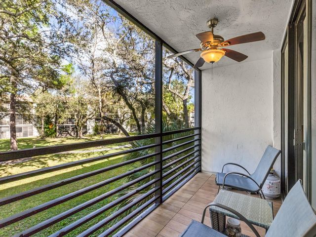 7579 NW 79th Ave 204, Tamarac, FL 33321