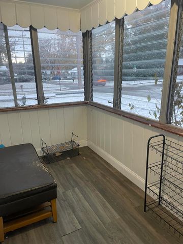 950 Young Avenue, Muskegon, MI 49441