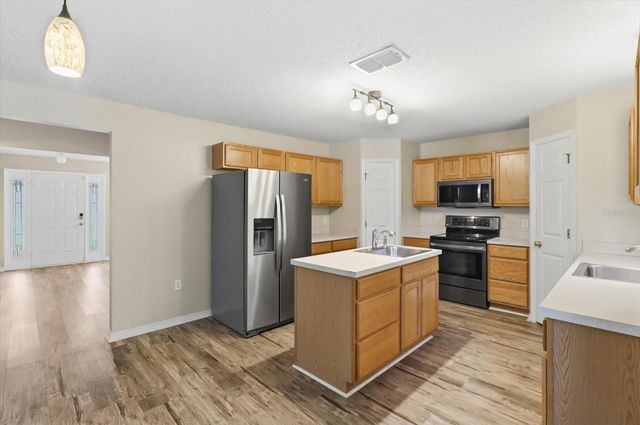 10078 N CARVER WAY, Citrus Springs, FL 34434