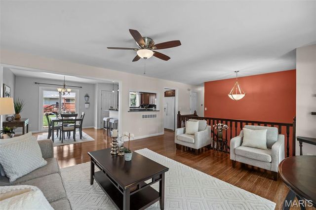 4203 Chisholm Trail Drive, St Charles, MO 63304