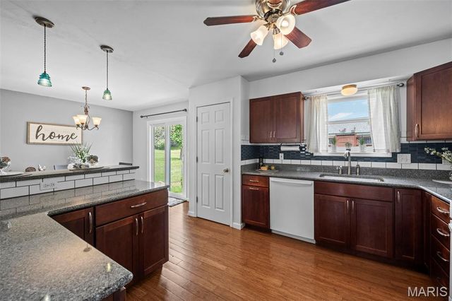 4203 Chisholm Trail Drive, St Charles, MO 63304