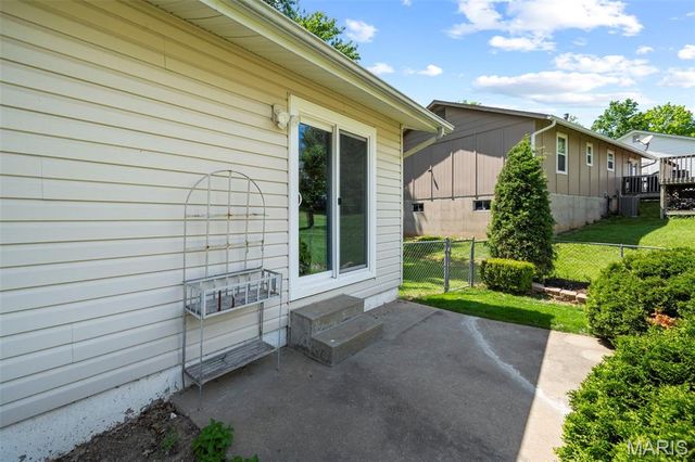 4203 Chisholm Trail Drive, St Charles, MO 63304