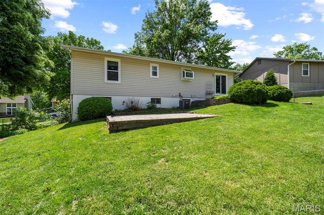 4203 Chisholm Trail Drive, St Charles, MO 63304