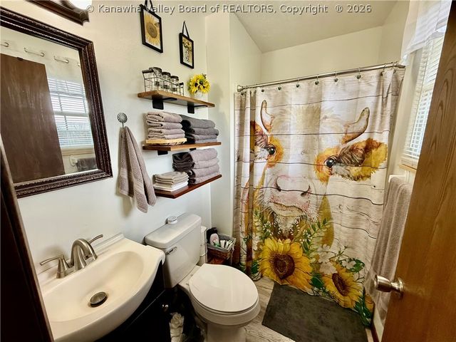 157 Dotson Drive, Millwood, WV 25262