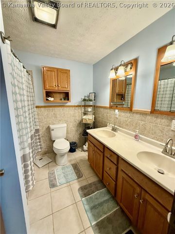 157 Dotson Drive, Millwood, WV 25262