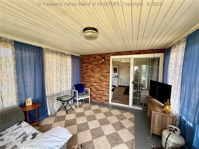 157 Dotson Drive, Millwood, WV 25262