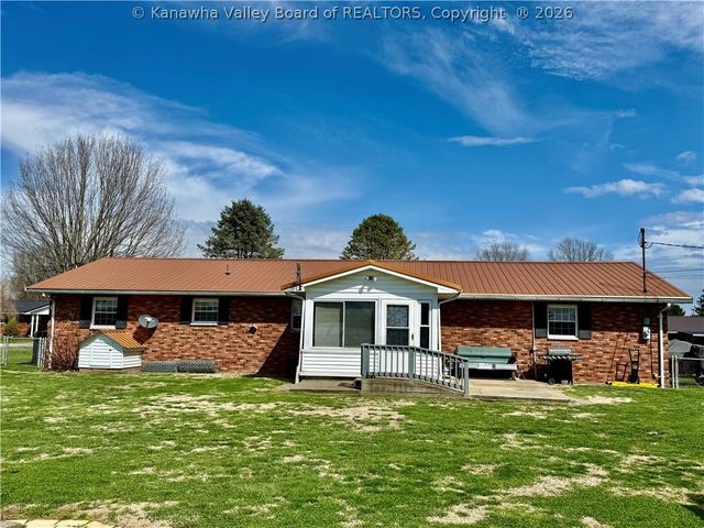 157 Dotson Drive, Millwood, WV 25262