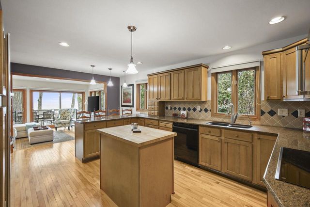 4911 Tonyawatha Trail, Monona, WI 53716