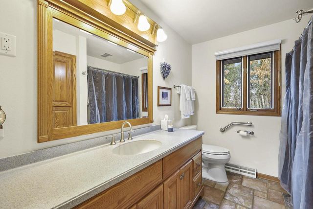 4911 Tonyawatha Trail, Monona, WI 53716