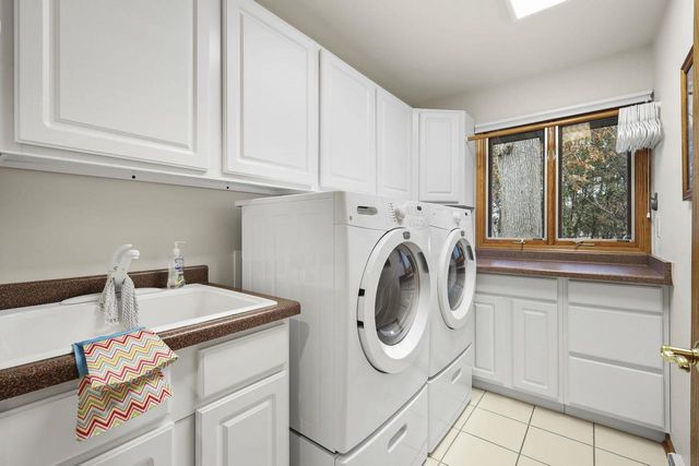 4911 Tonyawatha Trail, Monona, WI 53716