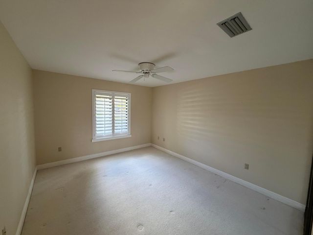 2805 Farragut Lane, West Palm Beach, FL 33409