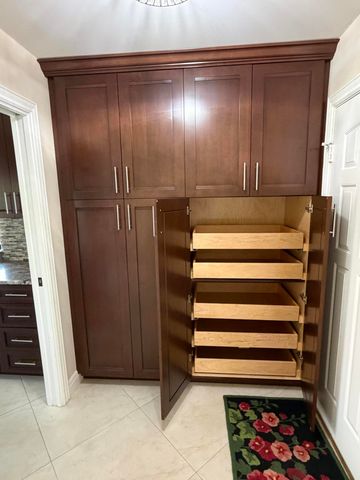 2805 Farragut Lane, West Palm Beach, FL 33409