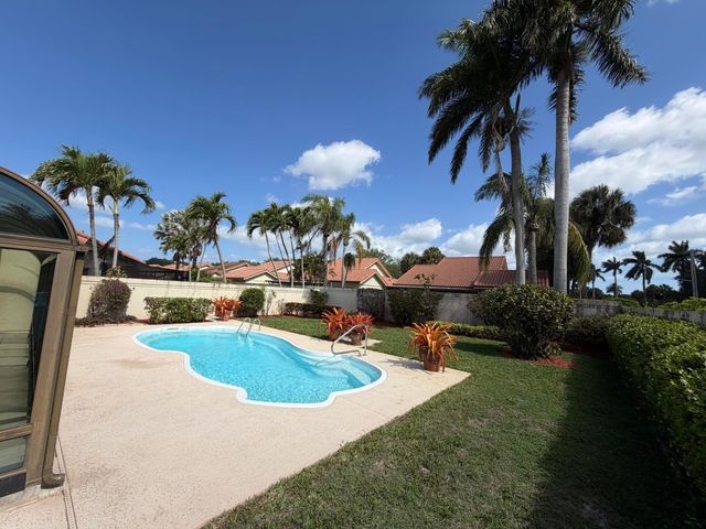 2805 Farragut Lane, West Palm Beach, FL 33409