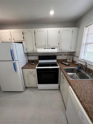 501 Blue Heron Dr 112-A, Hallandale Beach, FL 33009