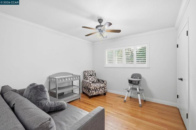 1760 Elmhurst Ln, Concord, CA 94521