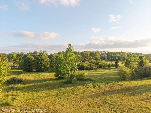 233 Mcgarrah Lane, Alma, AR 72921