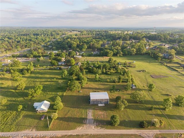 233 Mcgarrah Lane, Alma, AR 72921