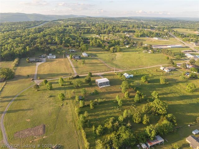233 Mcgarrah Lane, Alma, AR 72921