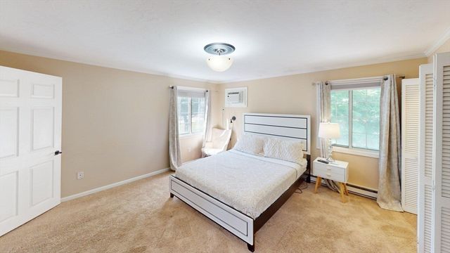1 Jonathan Cir, Worcester, MA 01604