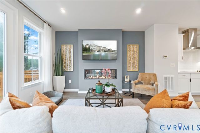 567 Sybil St, Glen Allen, VA 23060