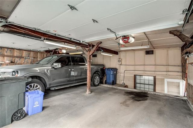 82 Beach Drive, Lake Tapawingo, MO 64015