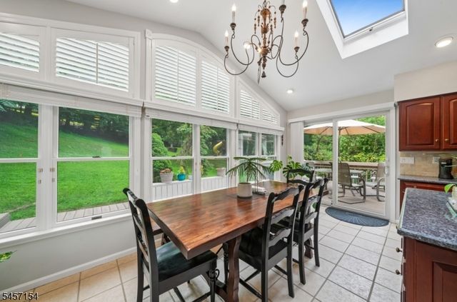 15 Mount Vernon Ct, Livingston Twp., NJ 07039