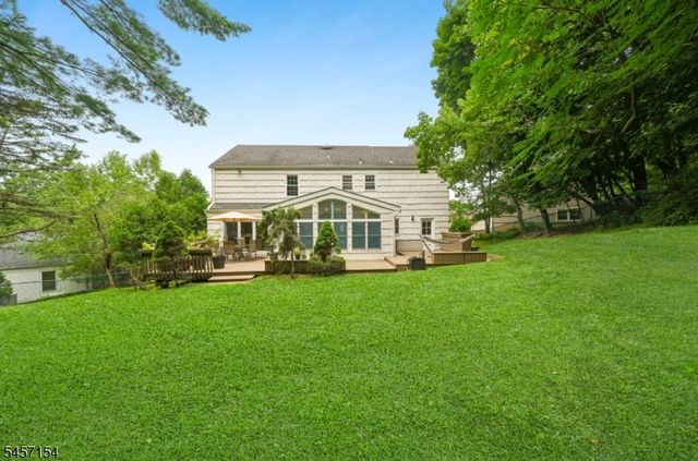15 Mount Vernon Ct, Livingston Twp., NJ 07039