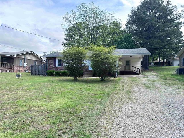 865 N 2nd Avenue, Piggott, AR 72454