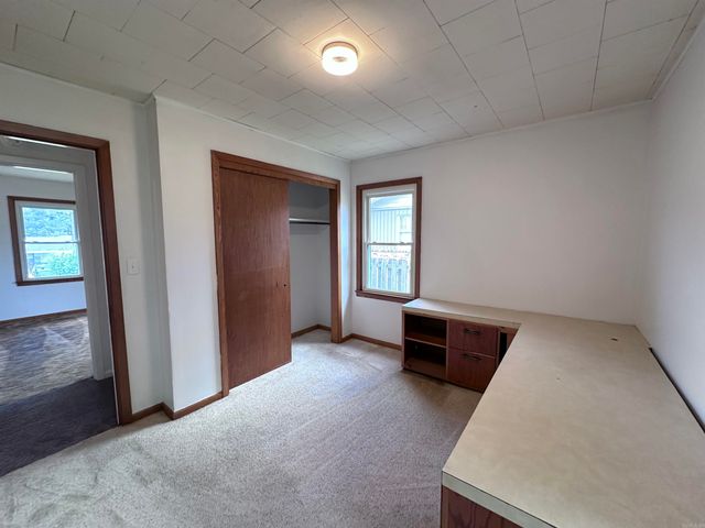 865 N 2nd Avenue, Piggott, AR 72454