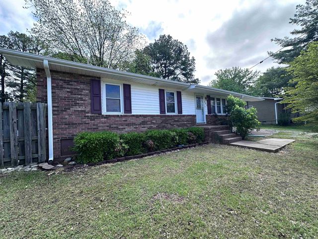 865 N 2nd Avenue, Piggott, AR 72454