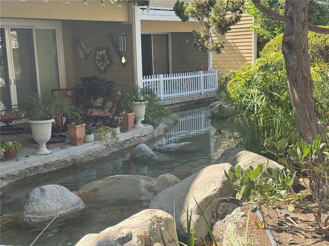 3690 S Bear J, Santa Ana, CA 92704