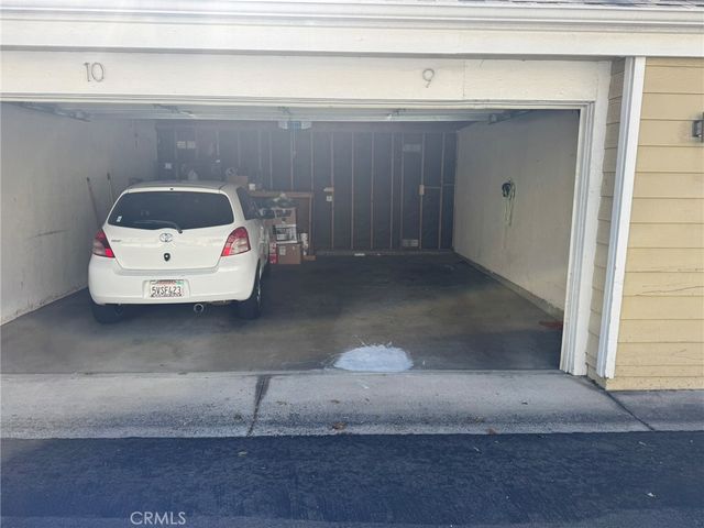 3690 S Bear J, Santa Ana, CA 92704