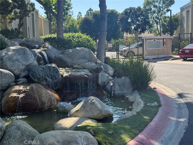 3690 S Bear J, Santa Ana, CA 92704